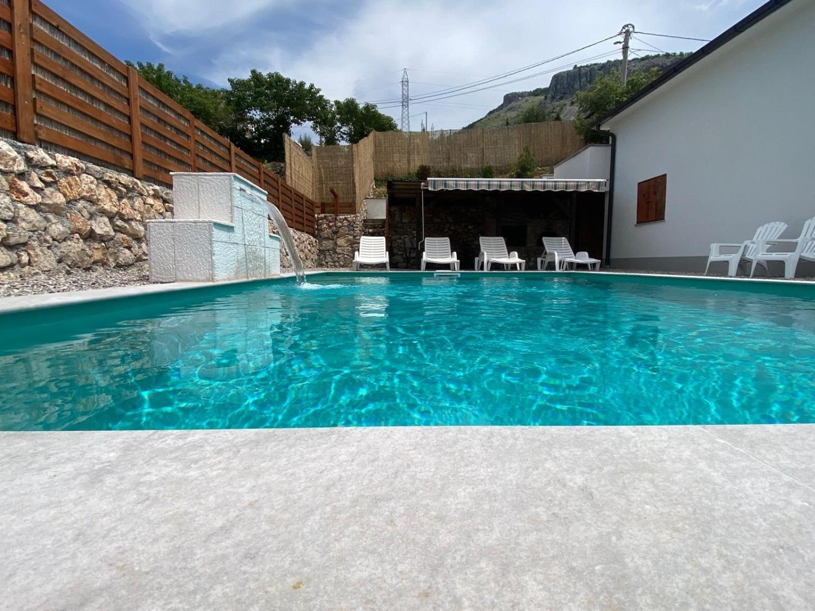 House On The Hill Apartment Mostar